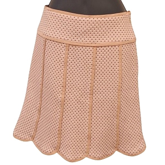 Nanette Lepore Scalloped Hem Textured Skirt- Sz. 2 - Picture 1 of 5